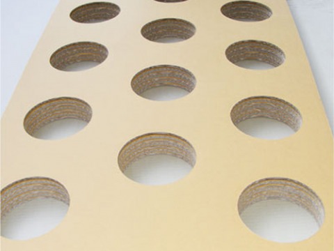 กล่องกระดาษเจาะไดคัท