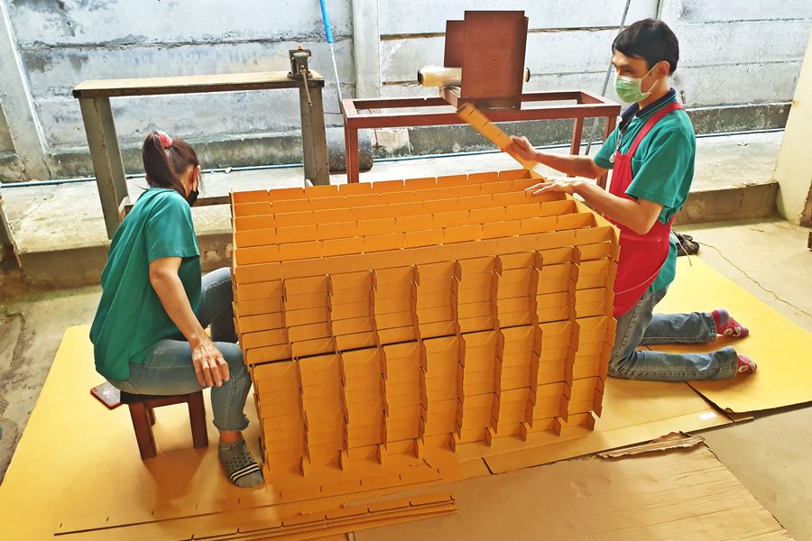 ผลิตกล่องกระดาษลูกฟูกมีสต๊อกพร้อม