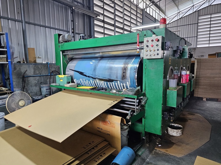 รับผลิตกล่องกระดาษลูกฟูกตามแบบของลูกค้า